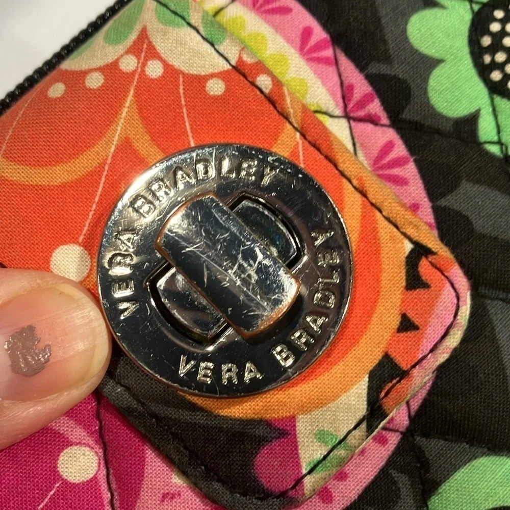 Vera Bradley Ziggy Zinnia‎ turn lock wallet - Picture 7 of 7